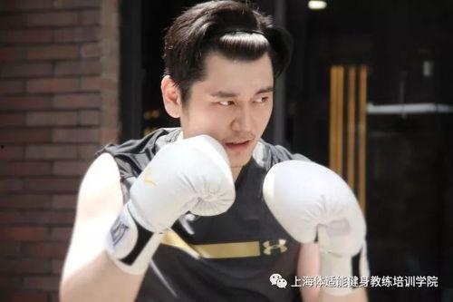 王锵早期爆料视频大全,揭秘不为人知的幕后故事