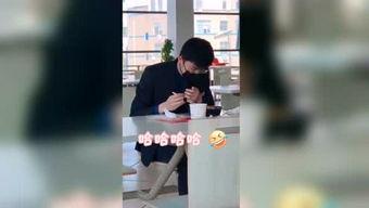 大白菜cp娱乐爆料,揭秘明星幕后恋情真相