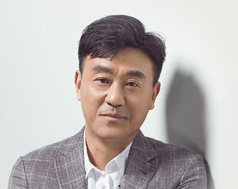 何冰微博最新爆料,揭秘娱乐圈惊人内幕！