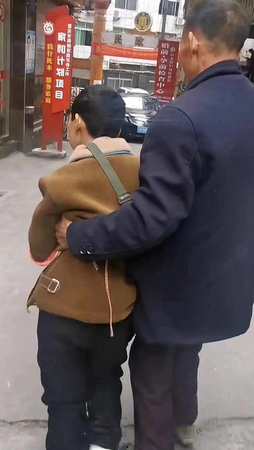 重庆女士工作爆料视频,揭秘真实工作幕后故事