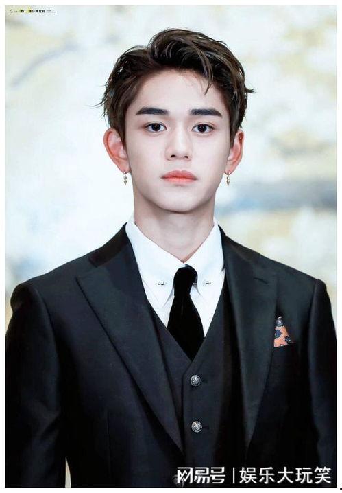 爆料娱乐圈博主黄旭熙,揭秘明星幕后故事