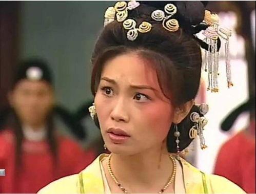 爆料香港娱乐圈的女记者,女记者爆料背后的风云变幻