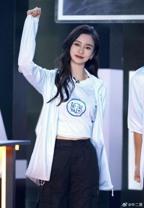 杨颖儿子爆料视频,温馨瞬间引网友热议