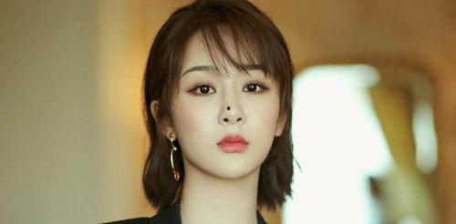 娱乐圈明星杨紫八卦爆料,揭秘明星背后的故事