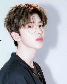 蔡徐坤工作室最新爆料,揭秘偶像背后的故事与成长历程