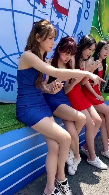 姐姐的朋友4在线观看,在线观看，揭秘神秘情感纠葛