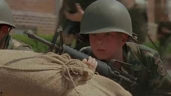 在线观看《围困》,生死存亡的绝境求生记