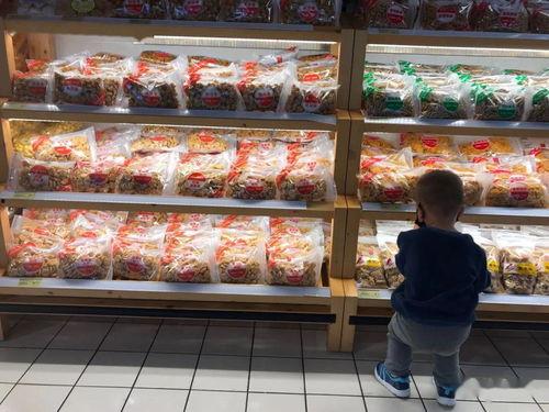 铁锤爆料超市视频,铁锤爆料惊人一幕