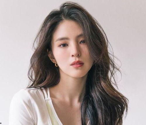 韩素希恋情爆料视频,甜蜜视频引发网友热议